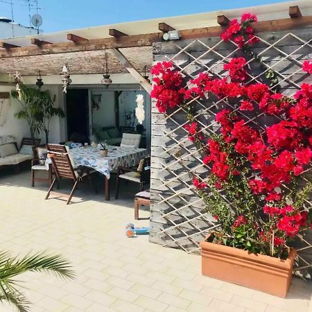 Attico Con Terrazza A Viareggio Daire Dış mekan fotoğraf